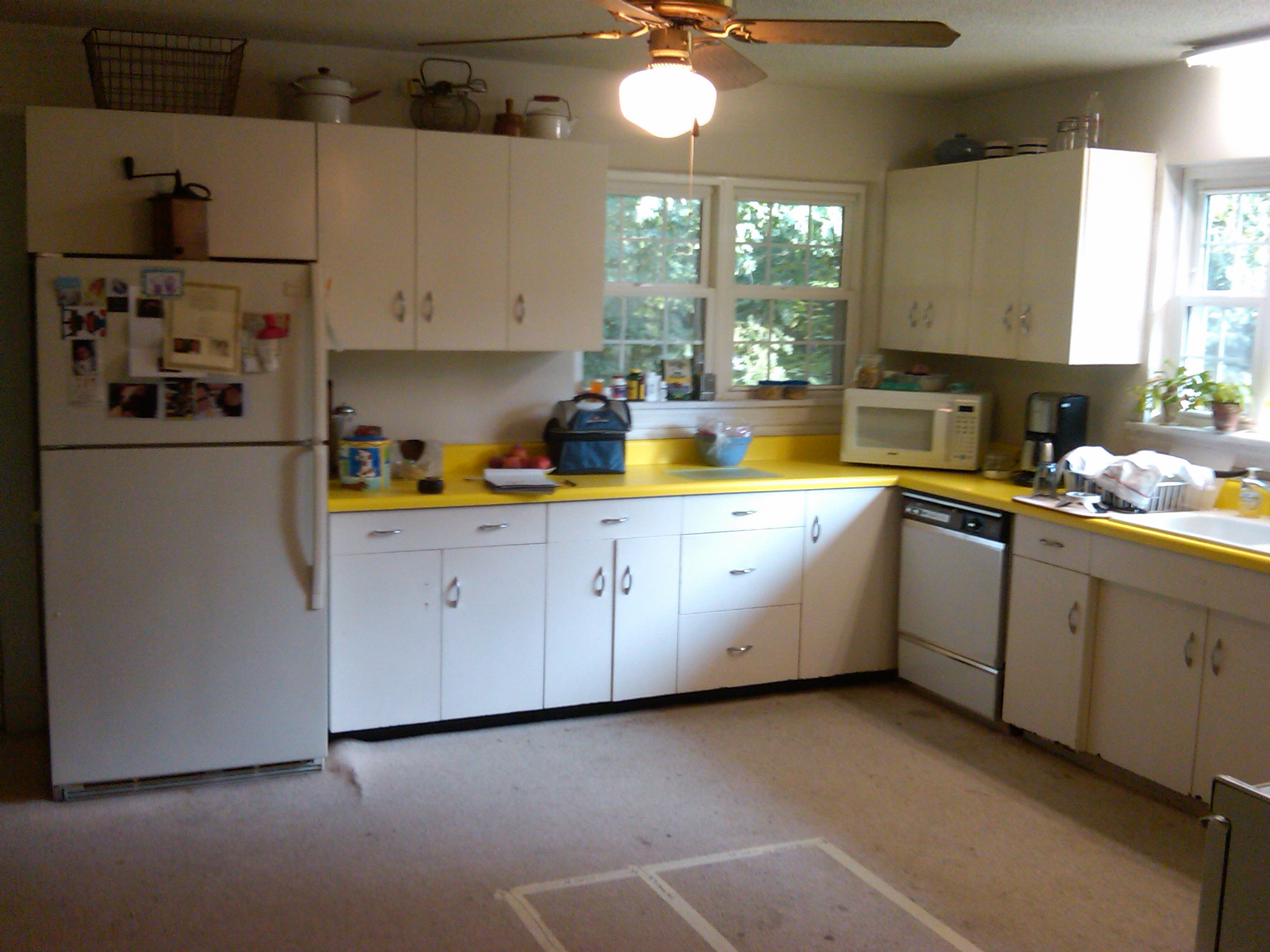 Kitchen remodel before picture by Allen David Cabinetry (980) 722-9186